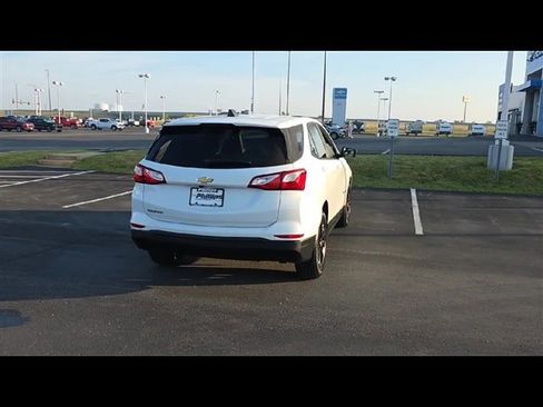 Used 2020 Chevrolet Equinox LS w/ LS Convenience Package image 7