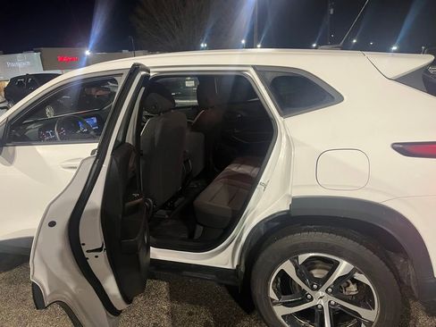 Used 2024 Chevrolet Trax RS w/ Driver Confidence Package image 10