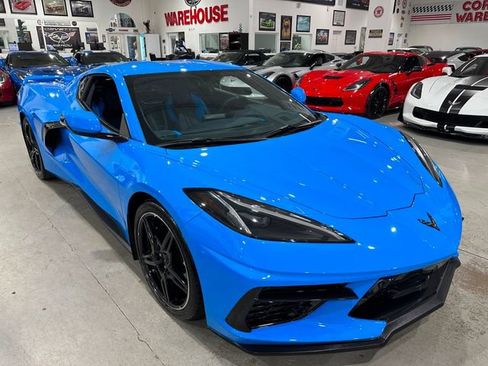 Used 2023 Chevrolet Corvette Stingray Premium Cpe w/ Z51 Performance Package RWD image 19