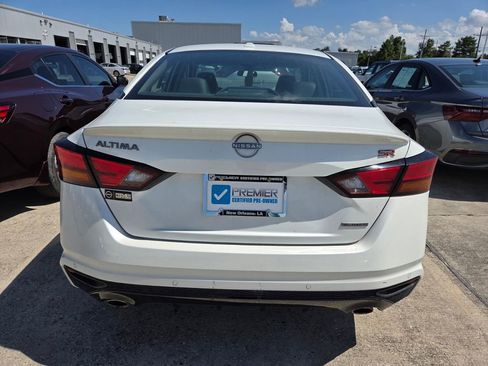 Used 2024 Nissan Altima 2.0 SR FWD image 5