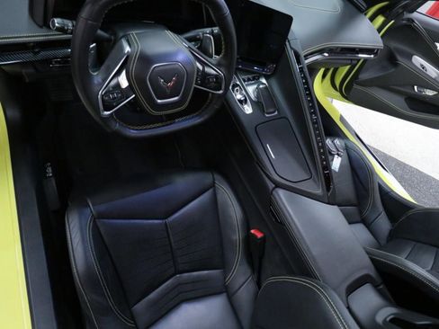 Used 2022 Chevrolet Corvette Stingray Premium Cpe w/ Z51 Performance Package image 27