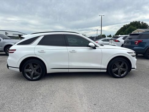 Used 2023 Genesis GV70 3.5T Sport w/ Sport Prestige Package AWD/4WD image 4