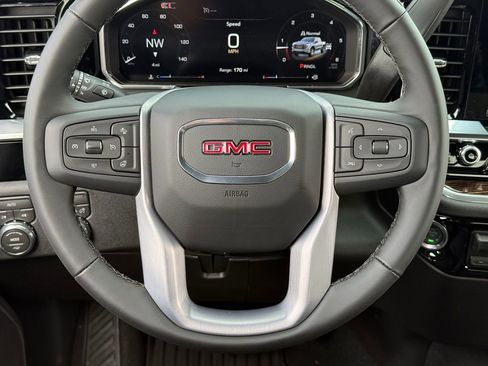 New 2026 GMC Sierra 1500 SLE image 26