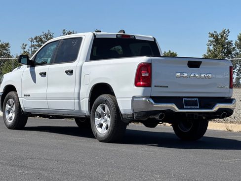 New 2026 RAM 1500 4x4 Crew Cab image 5