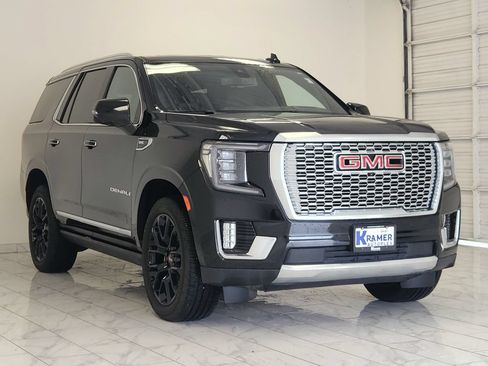 Used 2022 GMC Yukon Denali RWD image 3