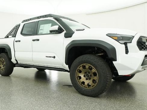 New 2026 Toyota Tacoma 4x4 Double Cab Hybrid image 29
