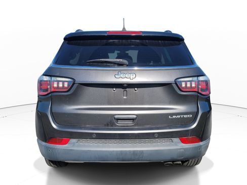 Used 2018 Jeep Compass Limited w/ Navigation Group image 5