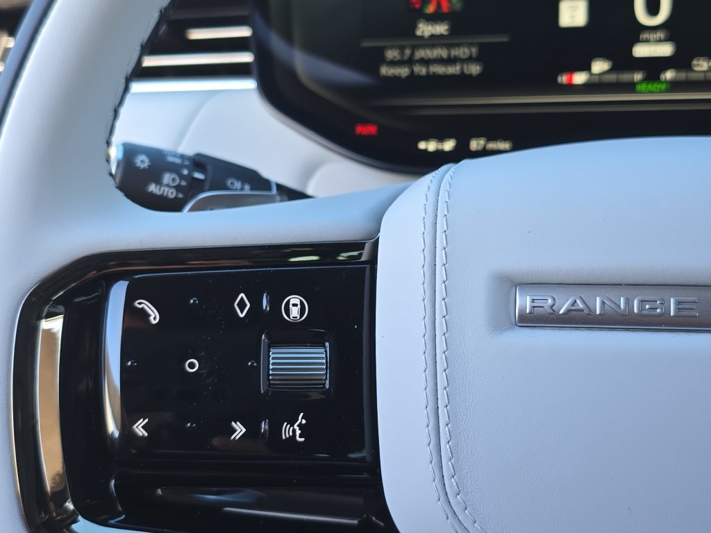 New 2027 Land Rover Range Rover Sport Battersea AWD/4WD image 19