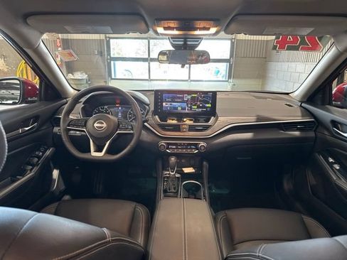 Certified 2024 Nissan Altima 2.5 SL AWD/4WD image 17