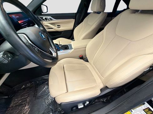 Used 2023 BMW i4 eDrive35 w/ Premium Package image 9
