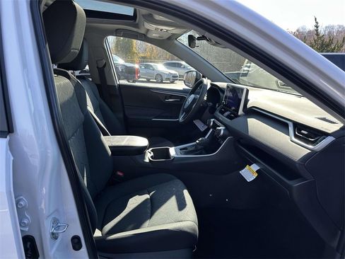 New 2025 Toyota RAV4 XLE w/ Convenience Package image 11