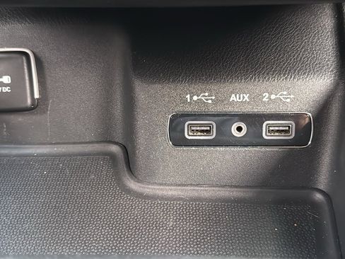 Used 2019 Dodge Durango GT image 19