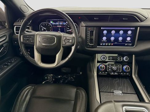 Used 2021 GMC Yukon XL Denali AWD/4WD image 23