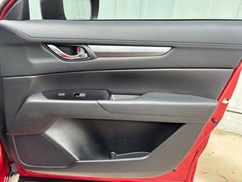 Used 2021 MAZDA CX-5 Touring image 35