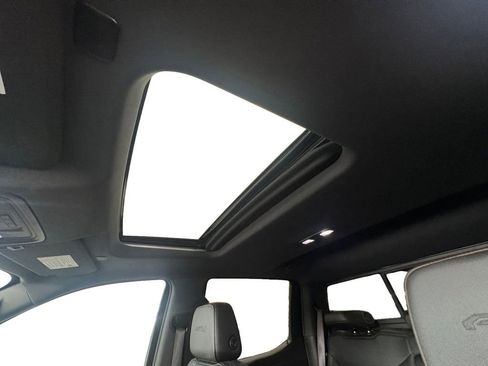 Used 2019 GMC Sierra 1500 AT4 w/ AT4 Premium Package image 11