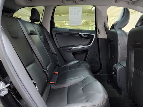 Used 2017 Volvo XC60 T6 Dynamic w/ Climate Package AWD/4WD image 19