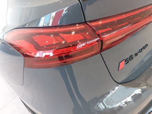 New 2027 Audi S6 e-tron Prestige AWD/4WD image 38