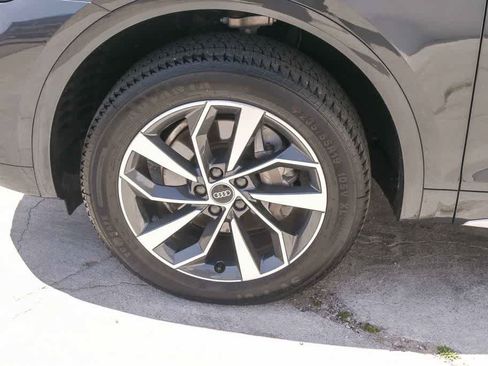 Used 2021 Audi Q5 2.0T Premium w/ Convenience Package AWD/4WD image 5