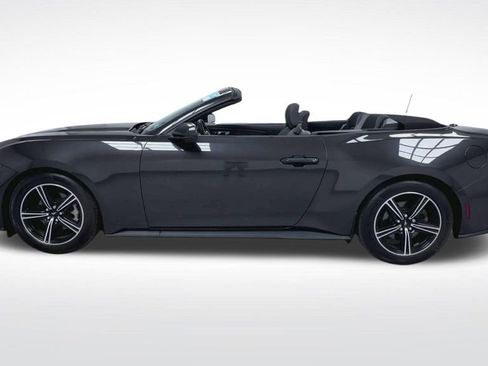 Used 2024 Ford Mustang Convertible RWD image 19