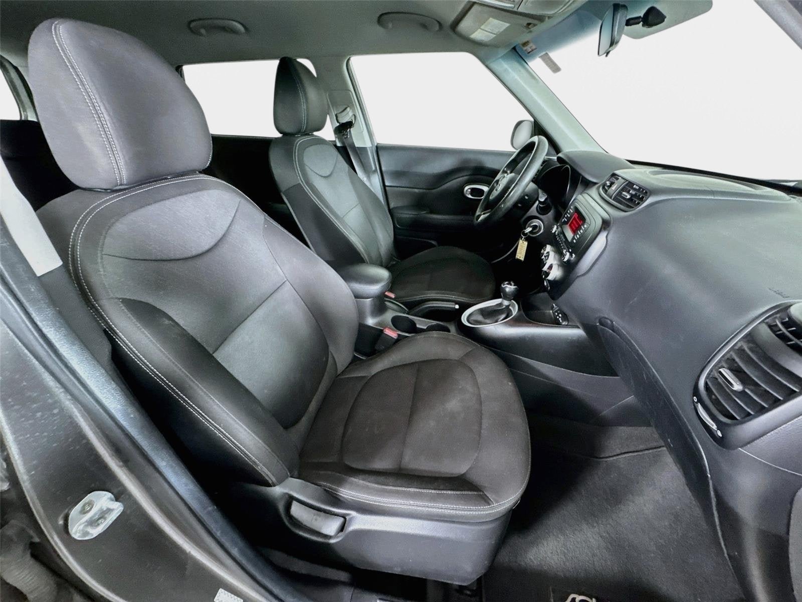Used 2016 Kia Soul FWD image 24