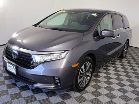 Used 2024 Honda Odyssey Touring image 4