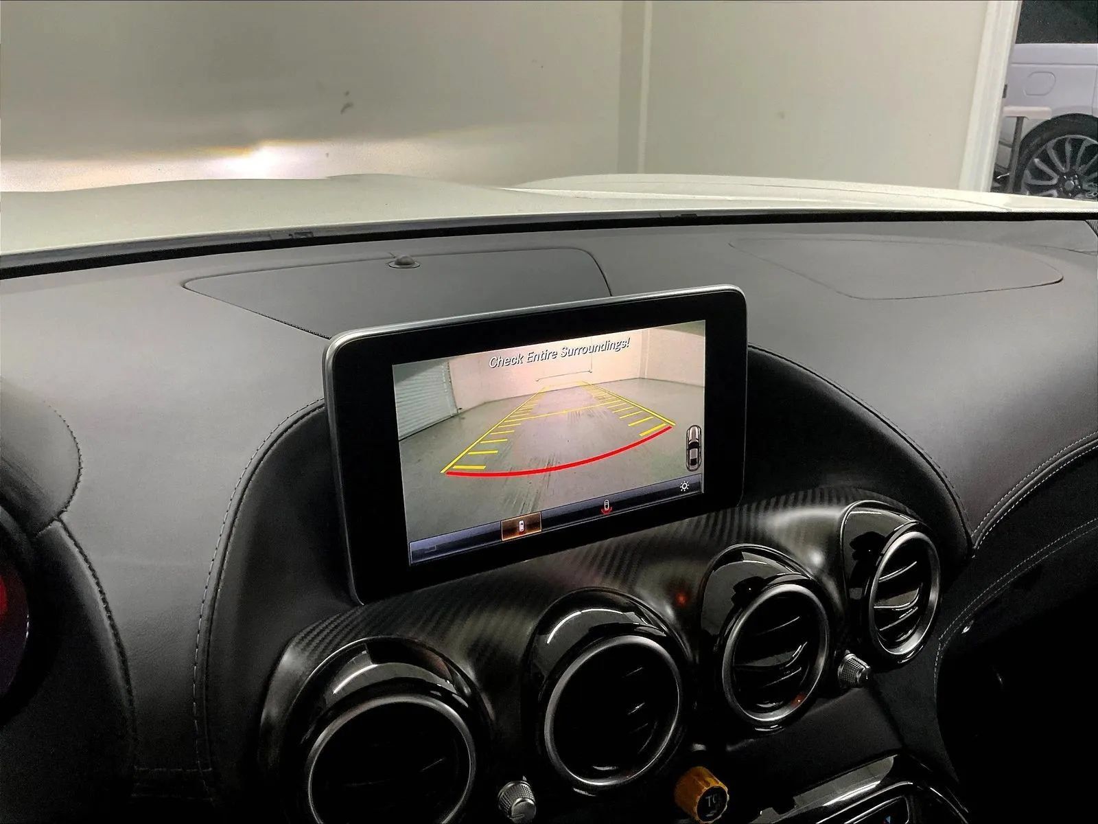 Used 2018 Mercedes-Benz AMG GT R image 28