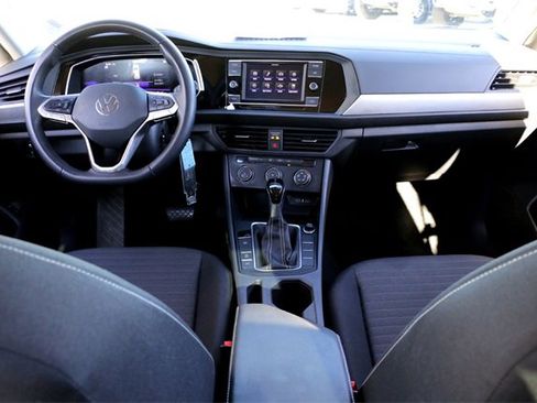 Used 2024 Volkswagen Jetta S image 27