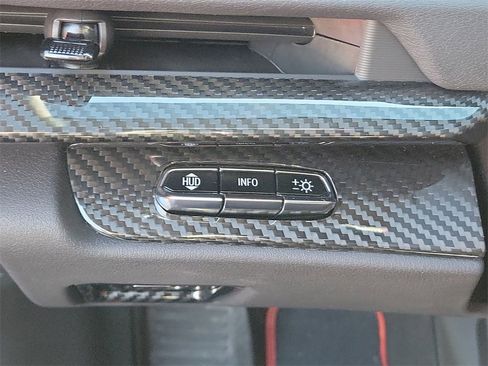 Used 2025 Chevrolet Corvette E-Ray w/ Stealth Interior Trim Package image 21