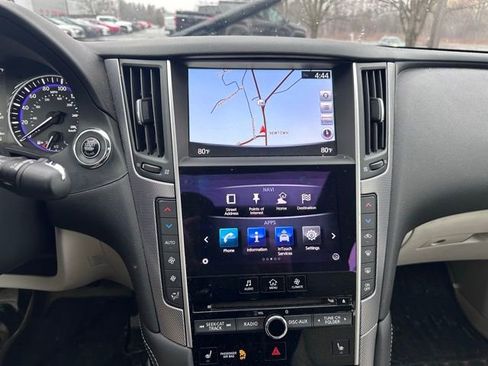 Used 2017 INFINITI Q50 Sport image 15