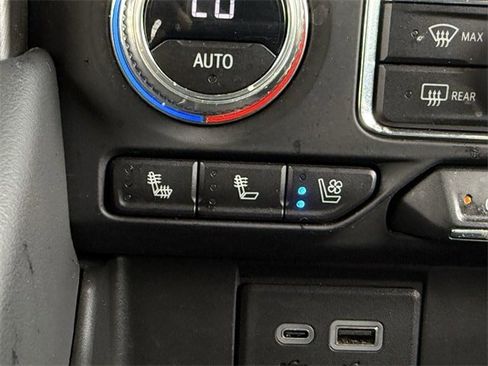 Used 2023 GMC Yukon AT4 w/ AT4 Premium Package image 22