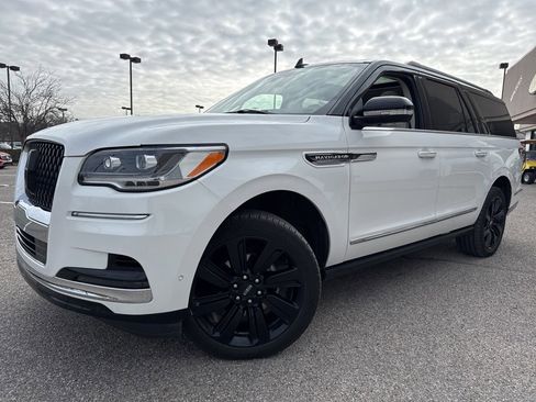 Used 2022 Lincoln Navigator L Black Label image 13