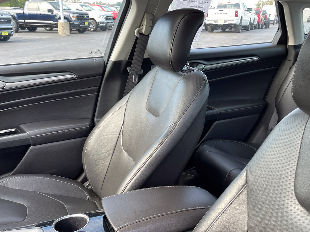 Used 2014 Ford Fusion Titanium AWD/4WD image 11