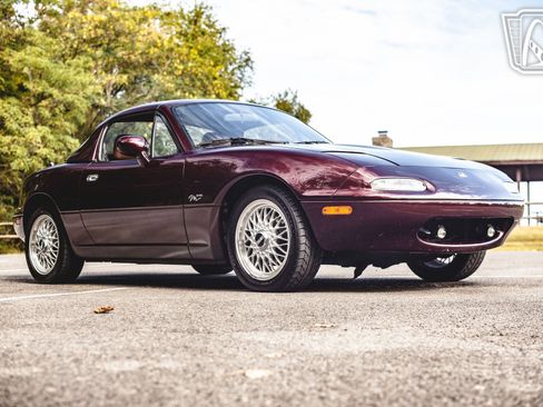 Used 1995 MAZDA MX-5 Miata M-Edition image 35