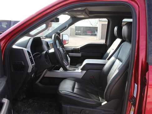 Used 2020 Ford F150 Lariat w/ Equipment Group 502A Luxury image 9