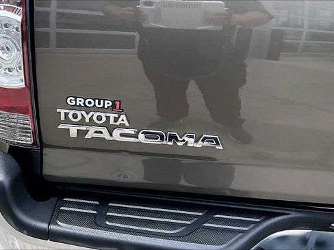 Used 2013 Toyota Tacoma 4x4 Double Cab w/ SR5 Pkg image 10