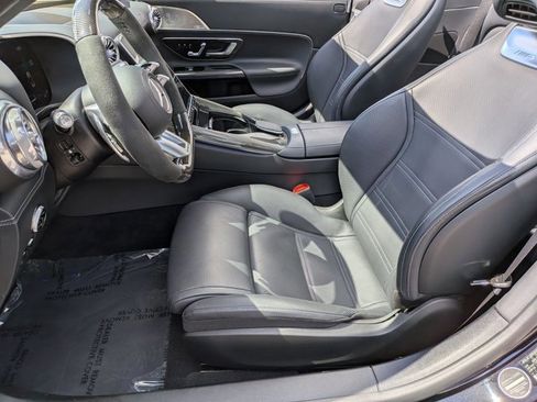 Used 2023 Mercedes-Benz SL 63 AMG 4MATIC image 16