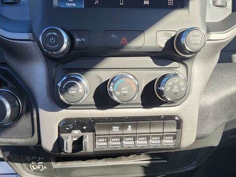 New 2024 RAM 2500 Tradesman w/ Special Service Vehicle Group AWD/4WD image 19