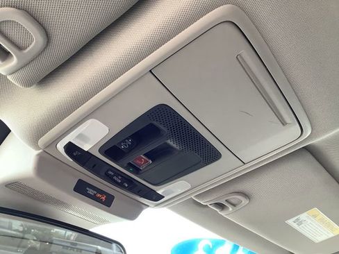Used 2023 Honda Accord EX image 19