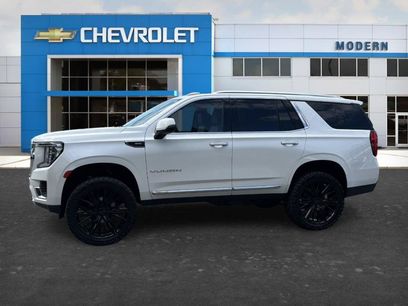 Used 2021 GMC Yukon SLT w/ SLT Premium Package