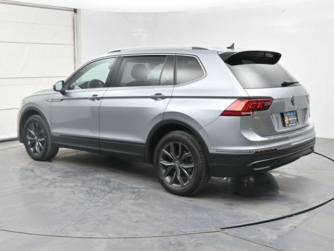 Used 2024 Volkswagen Tiguan SE image 23