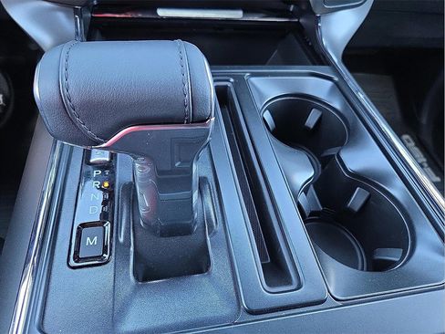 New 2025 Ford F150 Lariat w/ Equipment Group 501A Mid image 20