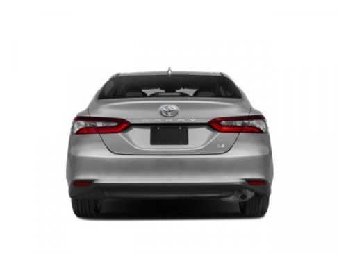 Used 2021 Toyota Camry LE w/ Carpet Mat Package (TMS) image 5