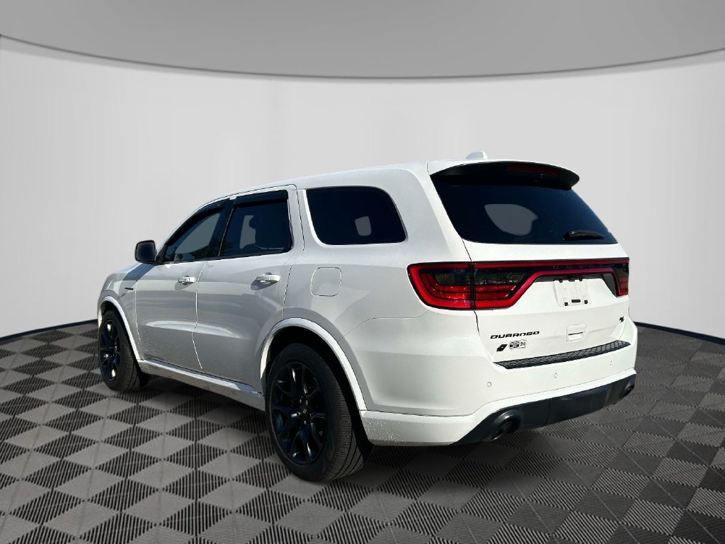 Used 2022 Dodge Durango R/T w/ Tow 'N Go Package AWD/4WD image 3