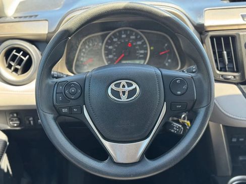 Used 2013 Toyota RAV4 XLE AWD/4WD image 23