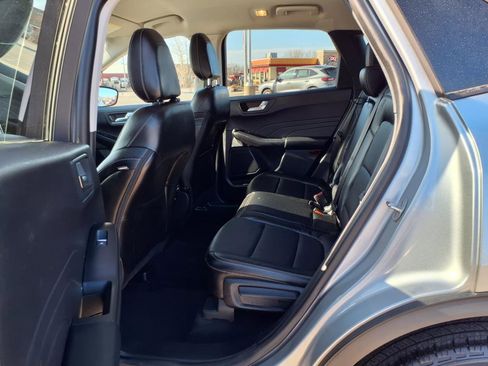 Used 2022 Ford Escape SEL image 13