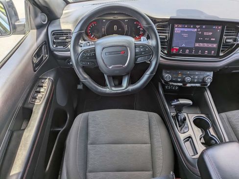 Used 2025 Dodge Durango GT AWD/4WD image 4
