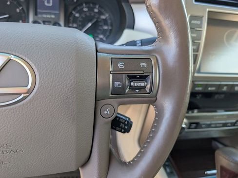 Used 2014 Lexus GX 460 Luxury image 25