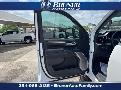 Used 2024 GMC Sierra 3500 Denali w/ Denali Reserve Package image 10