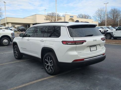 New 2025 Jeep Grand Cherokee L Limited w/ Luxury Tech Group II AWD/4WD image 3