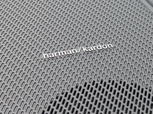 New 2026 Volvo XC60 B5 Plus w/ Protection Package Premier image 28